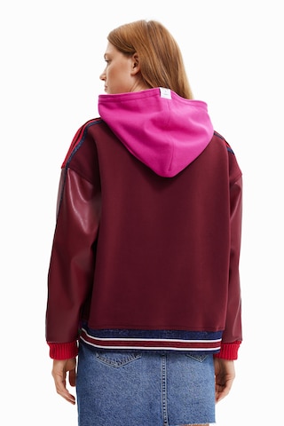 Desigual - Sudadera 'Sharon' en rojo