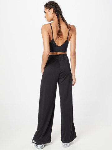 Nike Sportswear Wide Leg Bukser 'Tape' i sort