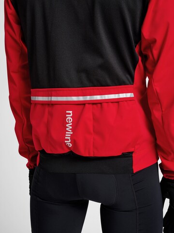 Veste de sport Newline en rouge