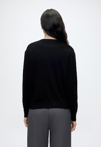 Pullover di Calvin Klein in nero