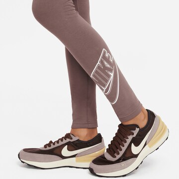 Nike Sportswear Skinny Leggings in Brown