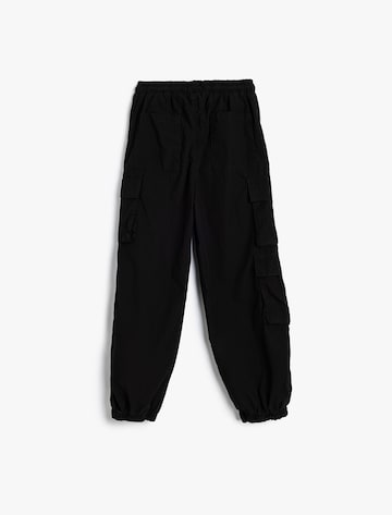Koton Loosefit Broek in Zwart