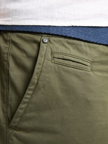 regular Pantaloni chino 'Waveview' di Petrol Industries in verde