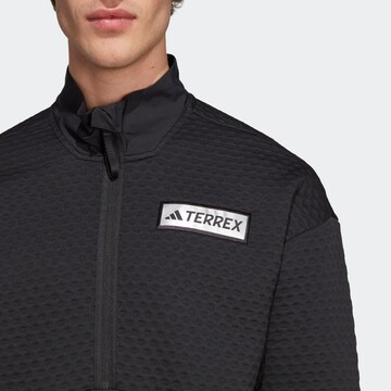 ADIDAS TERREX Sporttrui 'Utilitas' in Zwart