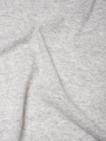 MayTree Scarf in Grey