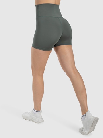 Smilodox Slimfit Sportbroek ' Leola ' in Groen