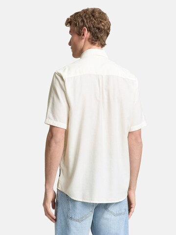 Fit confort Chemise TOM TAILOR DENIM en blanc