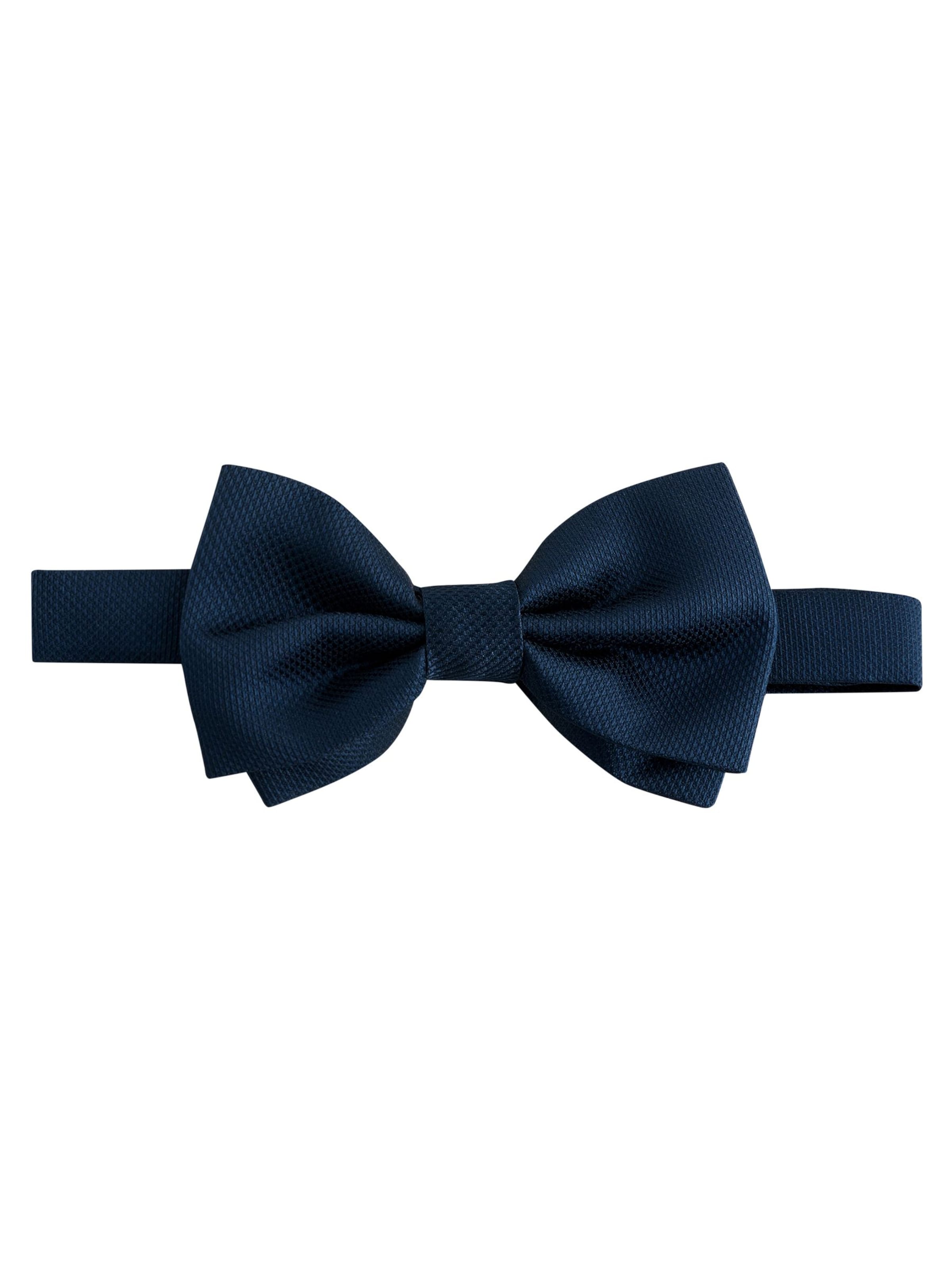 Papion de la Next pe albastru: față