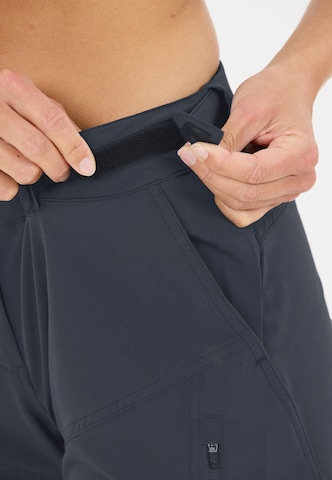 ENDURANCE Regular Sporthose 'Balhia' in Blau