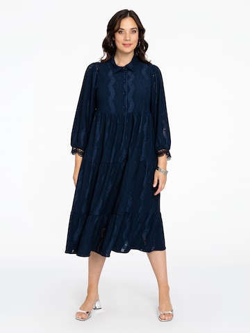 Yoek Shirt Dress in Blue