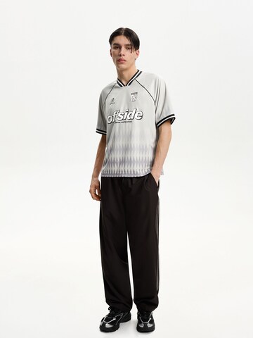 Bershka T-shirt i grå