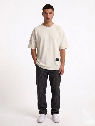 ENVYME Shirt 'T-Shirt Oversize T-Shirt „Don't Be Average" Print, Vintage Used-Look' in Red: front