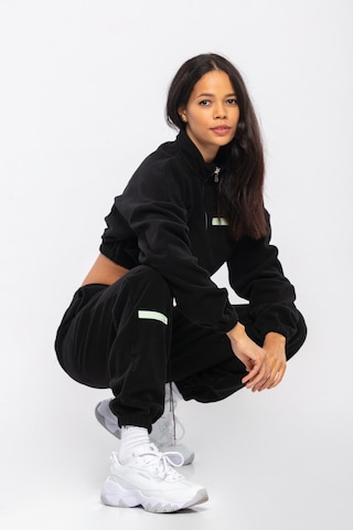 Tom Barron Tracksuit in Black