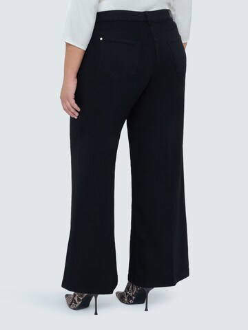 Fiorella Rubino Regular Jeans in Black