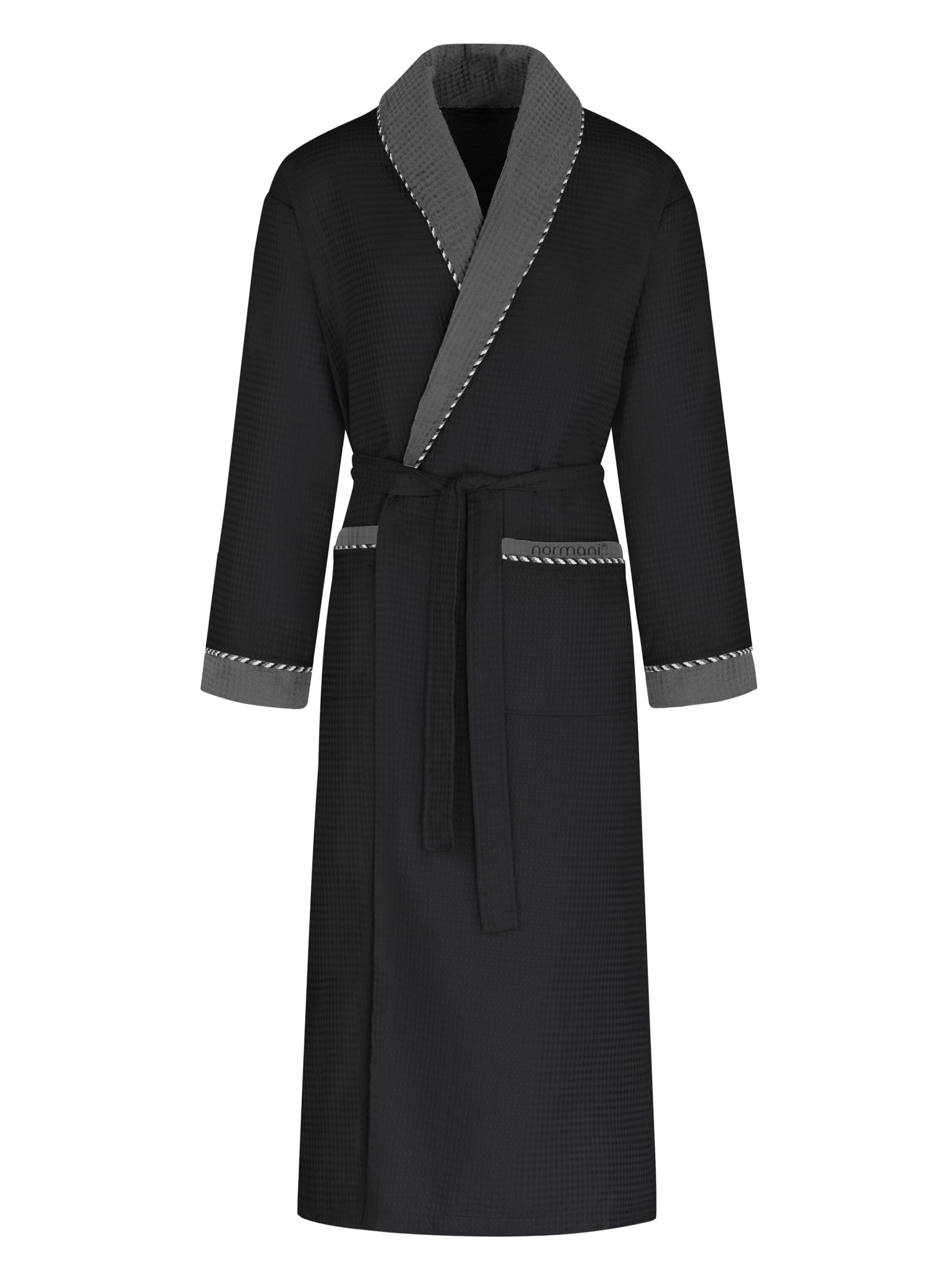 normani Bathrobe short in Black: front
