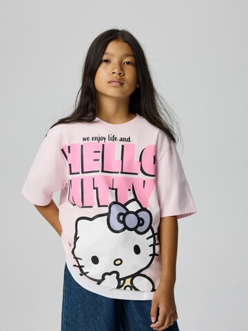 NAME IT Shirt 'NKFAdina Hello Kitty' in Pink: front