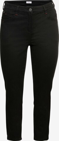 SHEEGO Slim fit Pants in Black: front