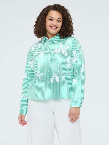 Camicia da donna di Fiorella Rubino in verde: frontale