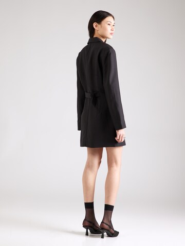 Rochie tip bluză de la & Other Stories pe negru