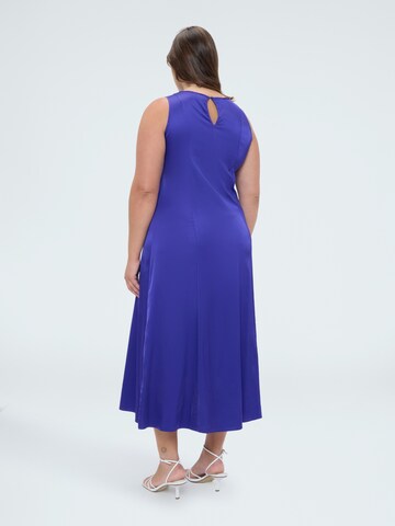 Abito di Fiorella Rubino in blu