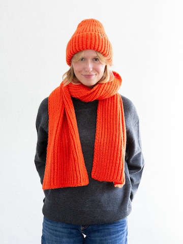 KOPYTO Schal 'UHU' in Orange: Vorderseite