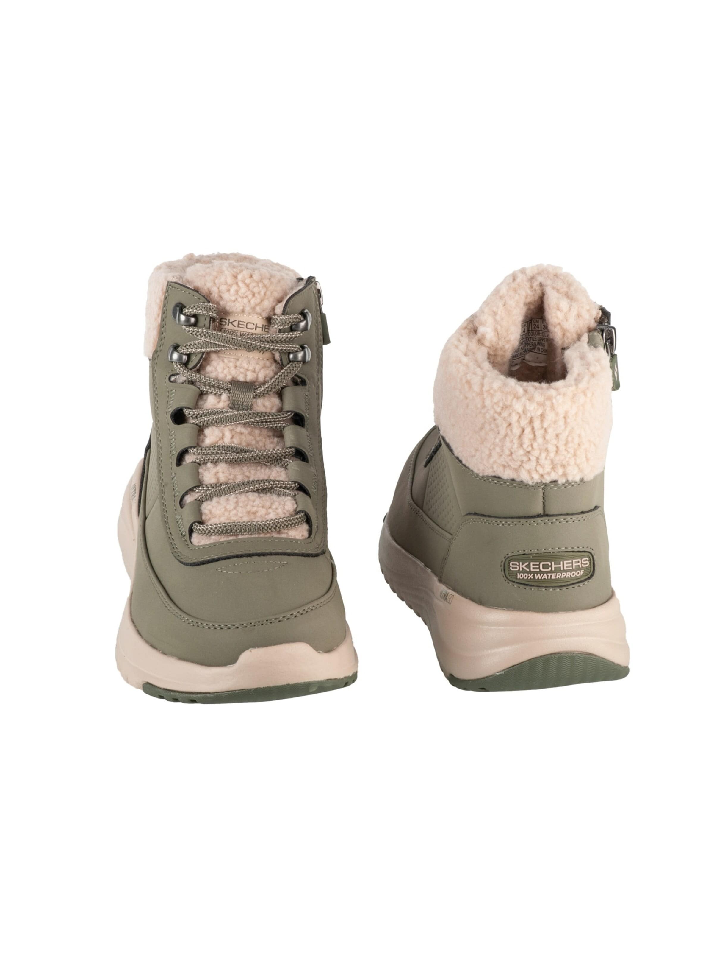 SKECHERS Boots 'Skechers On-The-Go Stellar - Alpine Adventure' in Groen