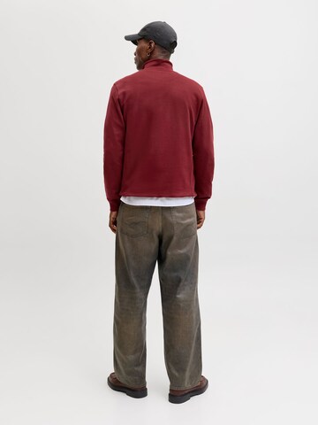 JACK & JONES Sweatshirt 'JORNorrebro' in Red
