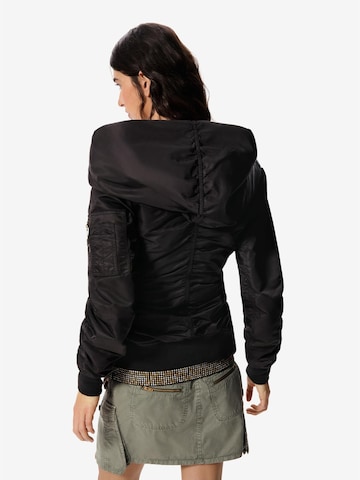 Desigual Prechodná bunda 'Masha Popova' - Čierna
