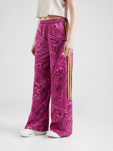 Wide Leg Pantalon de sport 'FARM TIRO' ADIDAS SPORTSWEAR en rose : devant
