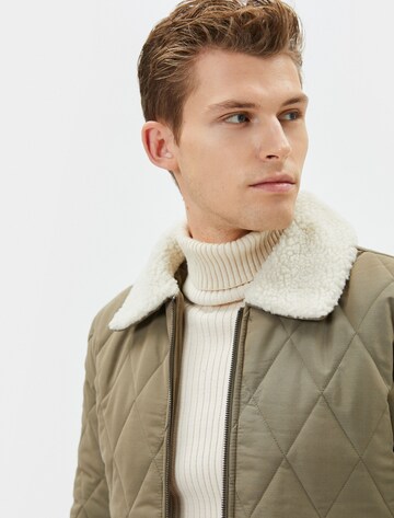 Koton Jacke in Grün