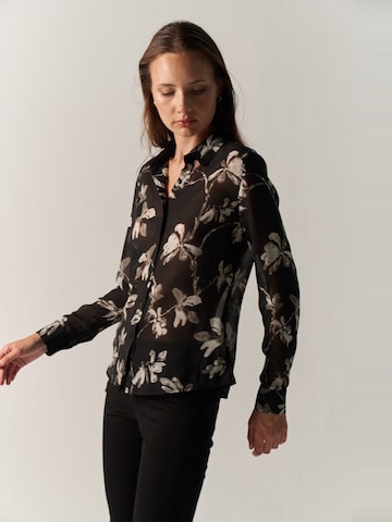 Camicia da donna di KOROSHI in nero