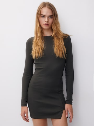 Pull&Bear Kleid in Grau: predná strana