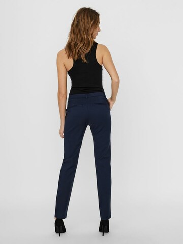 Coupe slim Pantalon chino 'Leah' VERO MODA en bleu