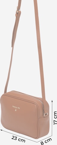 PATRIZIA PEPE Crossbody Bag 'Fly' in Brown