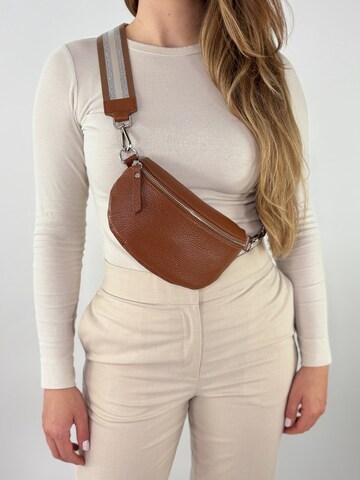 Sacs banane 'CHIARA small' lePelou en marron