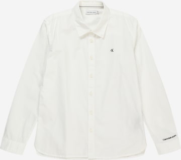 Coupe regular Chemise Calvin Klein Jeans en blanc : devant