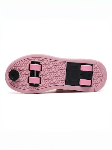 HUSKSWARE Inline and Roller Skates in Pink