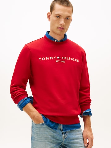 Sweat-shirt TOMMY HILFIGER en rouge : devant