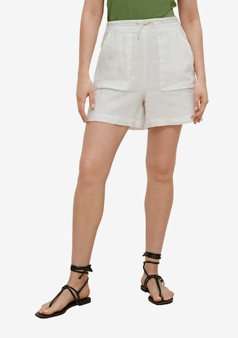 COMMA Regular Trousers in White: front