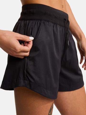 regular Pantaloni 'Aphrodite Arise' di THE NORTH FACE in nero