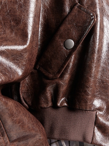 DRYKORN Tussenjas 'MARHAM 10' in Rood