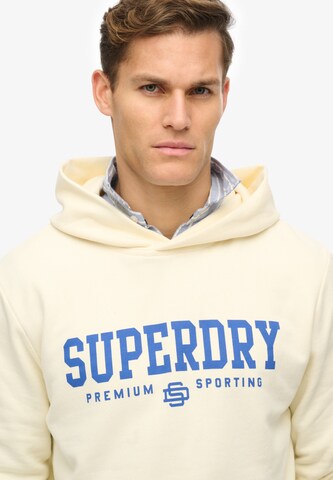 Sweat-shirt 'Core' Superdry en beige
