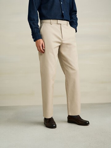 Next Loosefit Hose in Grau: Vorderseite