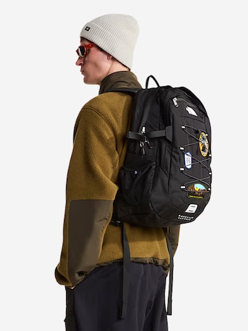 Zaino 'BOREALIS CLSSC PATCH NF0A8KE8' di THE NORTH FACE in nero