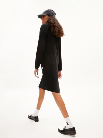 Robes en maille 'ROSANNIAAS' ARMEDANGELS en noir