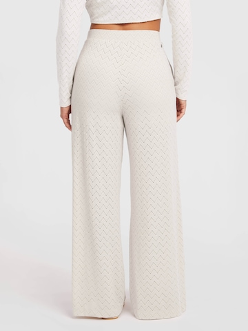 O'NEILL Szeroka nogawka Spodnie w kolorze biały