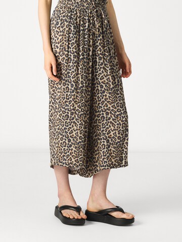 ONLY - Pierna ancha Pantalón 'ONLCIKKA' en gris: frente