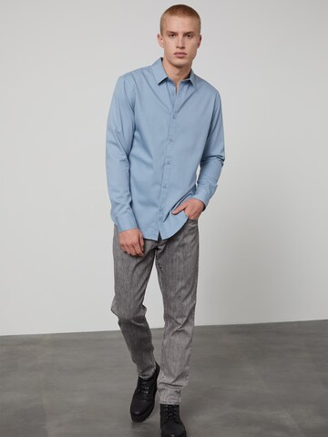 DAN FOX APPAREL Regular fit Zakelijk overhemd 'Paul' in Blauw