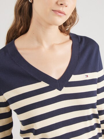 TOMMY HILFIGER Sweater in Blue
