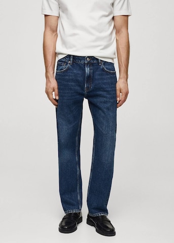 MANGO MAN Regular Jeans 'Moby' in Blauw: voorkant